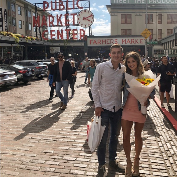 Meet your Posher, Rebecca - Picture 2 of 4